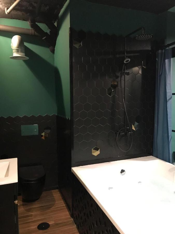 Sevilla Triana Jacuzzi Luaran gambar