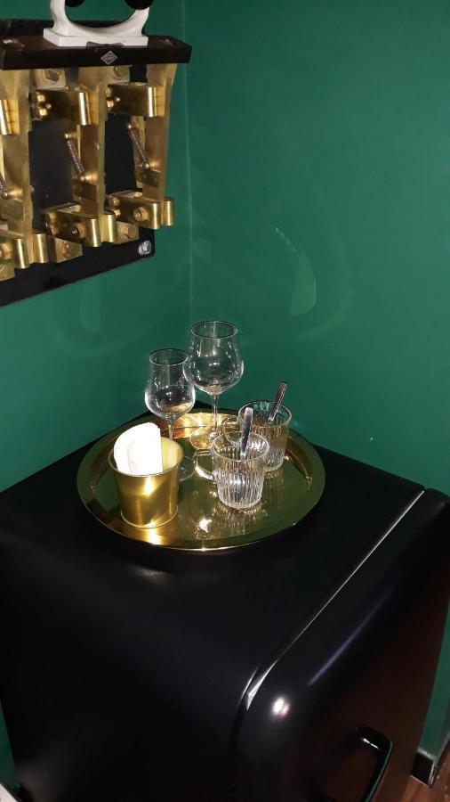 Sevilla Triana Jacuzzi Luaran gambar